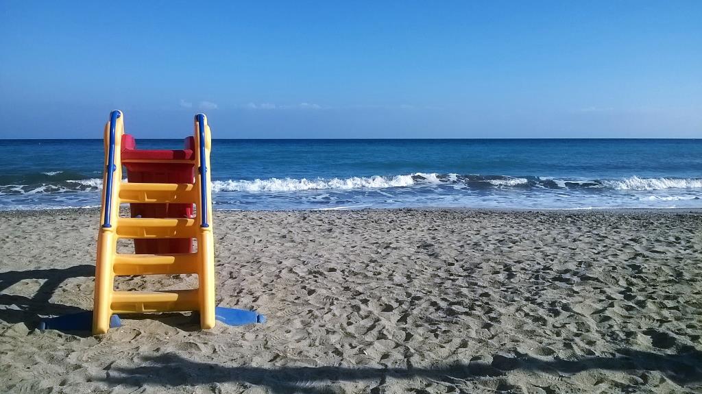 SCHÖNER OKTOBER!  Urlaub in Ligurien Ferienwohnungen direkt am Meer