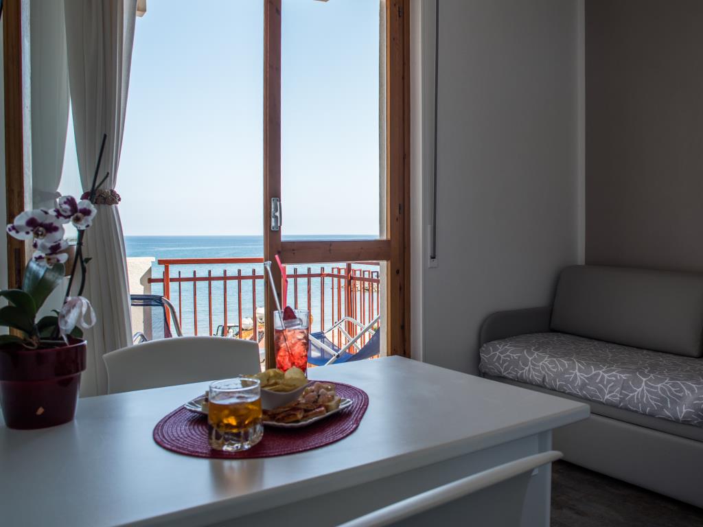 30% DISCOUNT - A long and relaxing holiday by the sea!